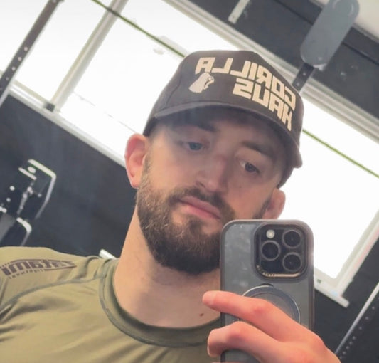 GORILLA HAUS OG strip back curved peak